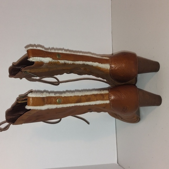 Ugg Camille Lace Up Heel Boot with Fur Detail - Picture 2 of 13